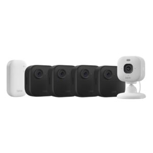 Blink Outdoor 4 + Cámara Mini 2K+ Blink Blanco (última generación) | cámara de seguridad inteligente HD sin cables, 2 años de autonomía| sistema de 4 cámara con Sync Module Core...